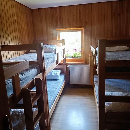 Valvasorjev Dom Pod Stolom Hostel Zirovnica Ngoại thất bức ảnh